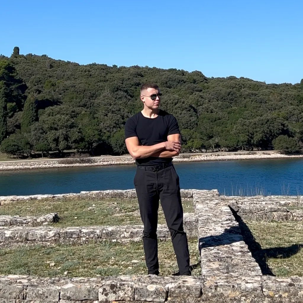 Nicolas Dulz – Unternehmer, Investor und Produktarchitekt (Porträtfoto).