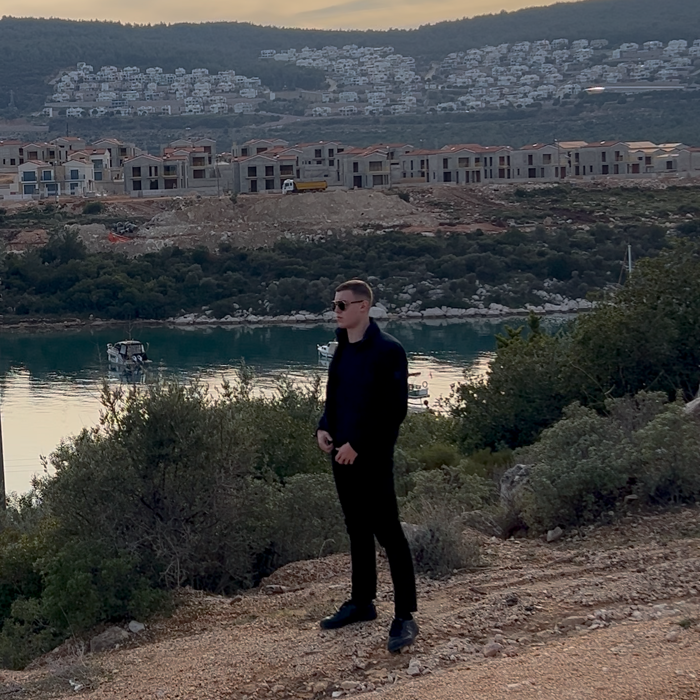 Nicolas Dulz zwischen zwei Welten – Brücken bauen zwischen Kontexten.